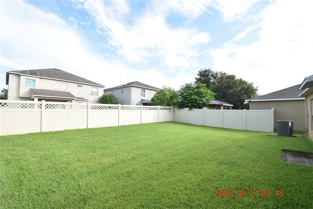 8436 Hunters Fork Loop Ruskin, FL 33573 - Photo 36 of 40 Gallery Image 36