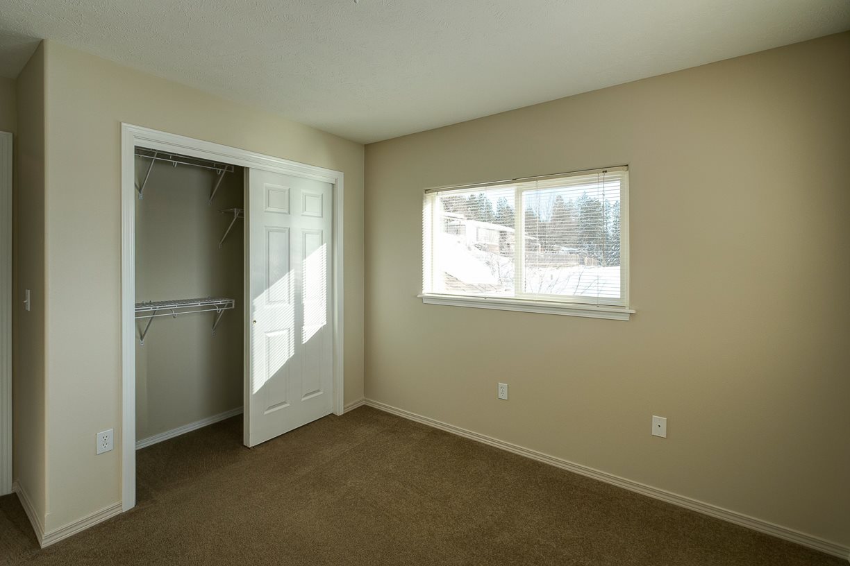 4328 West Indian Trail Road Spokane, WA 99208 - Photo 8 of 16 Gallery Image 8