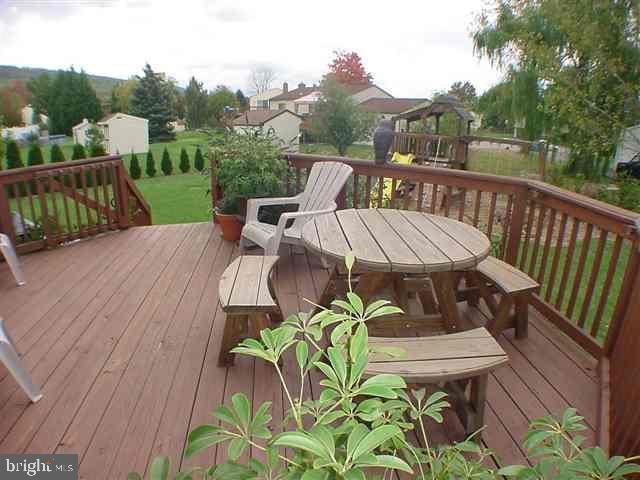 2723 Colonial Road Harrisburg, PA 17112 - Photo 8 of 12 Gallery Image 8