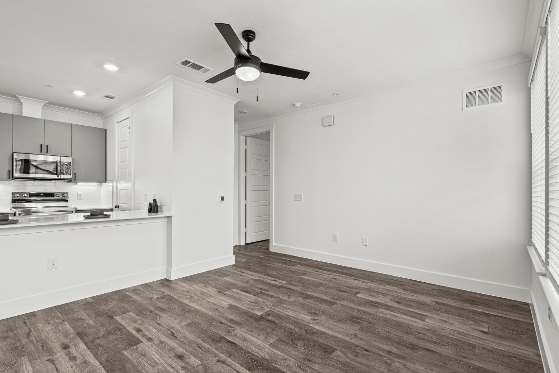 1664 Hillside Terrace, Unit 2716 Buda, TX 78610 - Photo 16 of 27