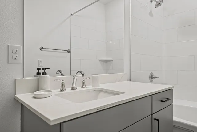 $1,317 | 1664 Hillside Terrace, Unit 2716, Buda, TX 78610