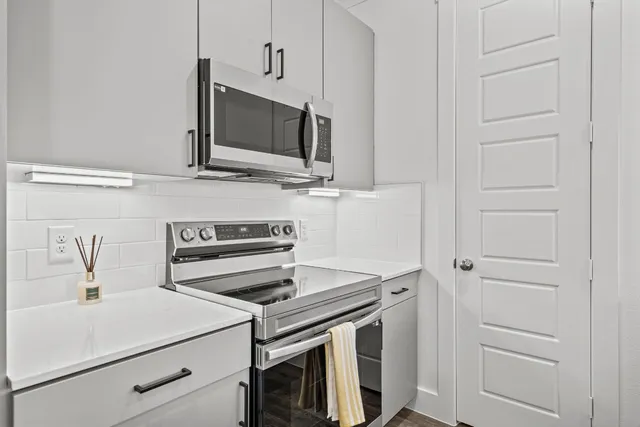 $1,317 | 1664 Hillside Terrace, Unit 2716, Buda, TX 78610