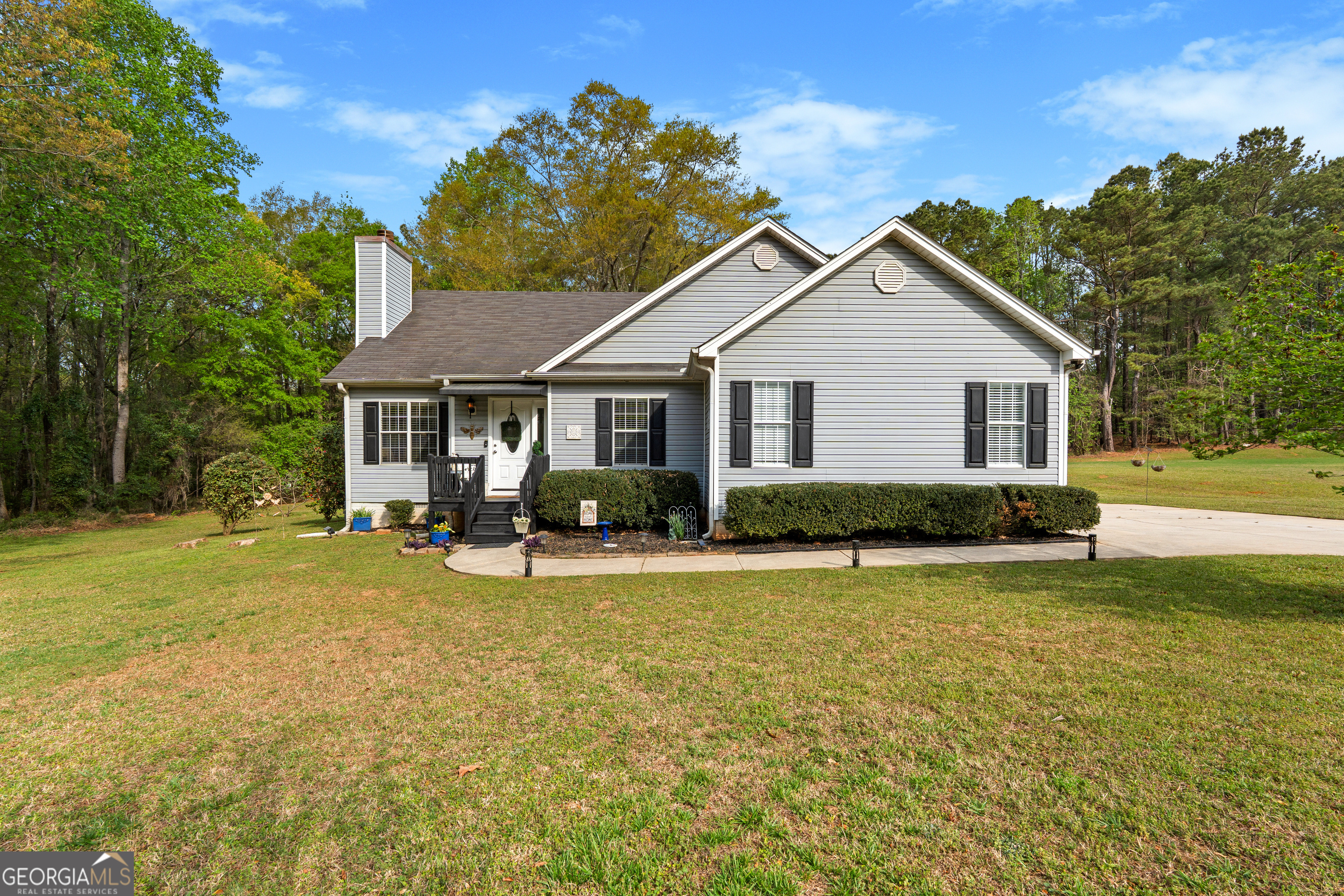 95 O'Tara Woods Drive Newnan, GA 30263 - Photo 3 of 38