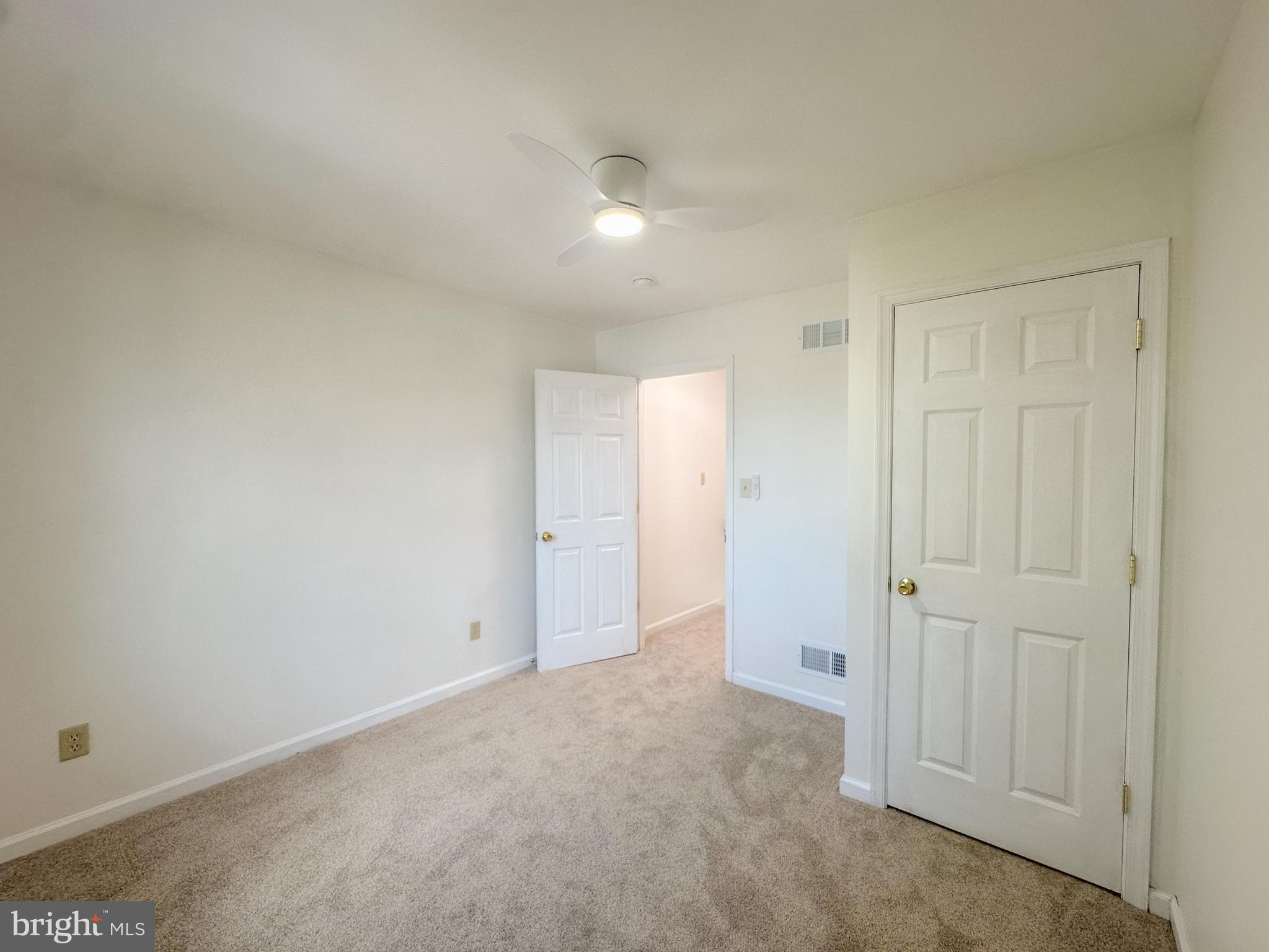 552 Locust Street Hanover, PA 17331 - Photo 19 of 31