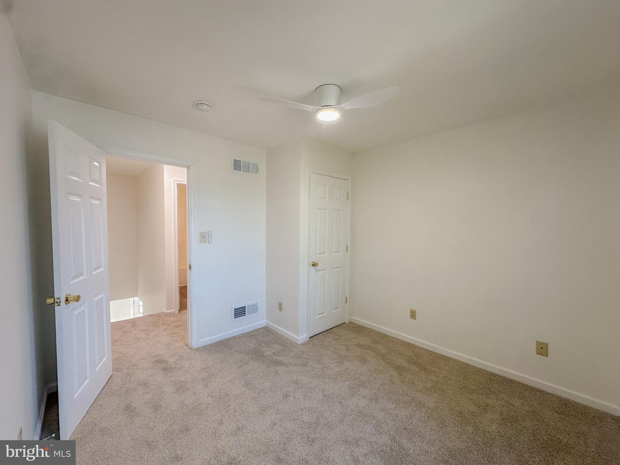 552 Locust Street Hanover, PA 17331 - Photo 20 of 37