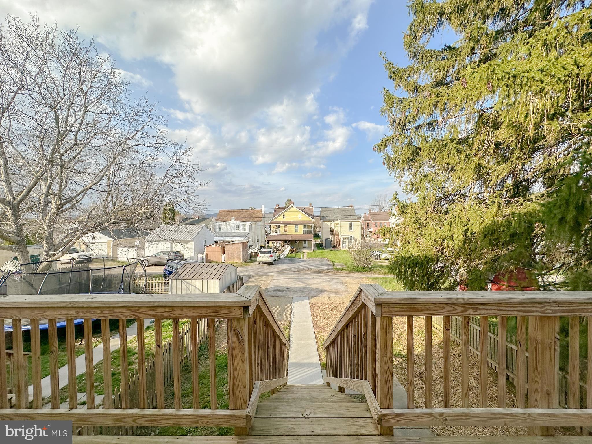 552 Locust Street Hanover, PA 17331 - Photo 27 of 31