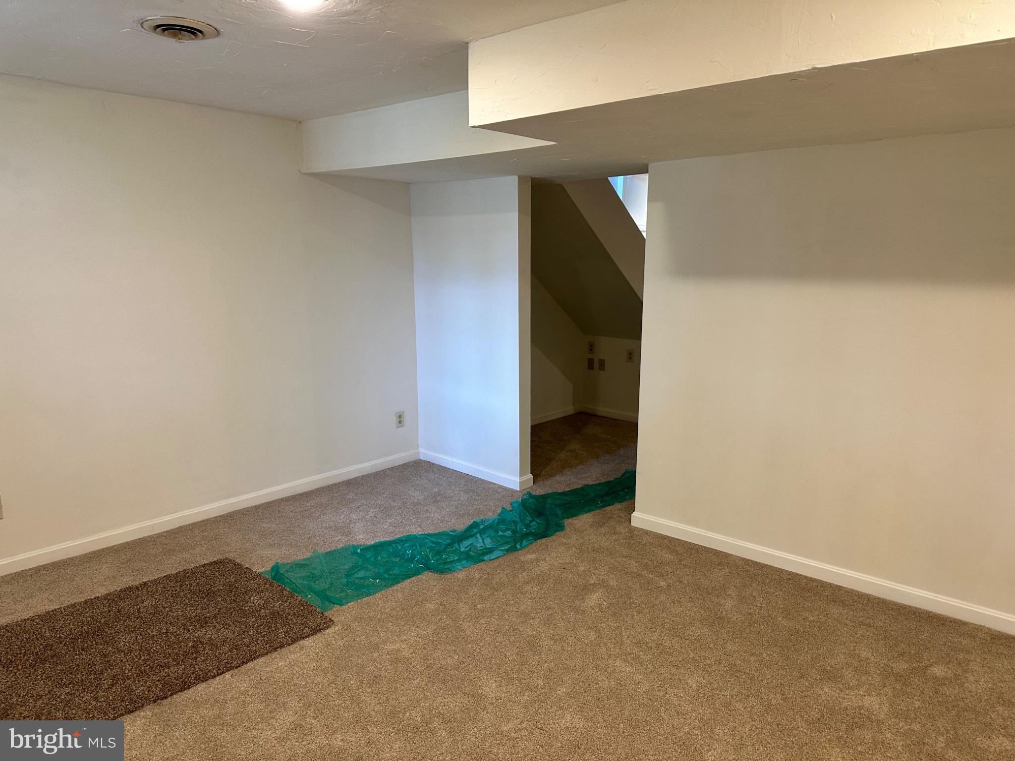 552 Locust Street Hanover, PA 17331 - Photo 28 of 37 Spacious basement with potential charm.