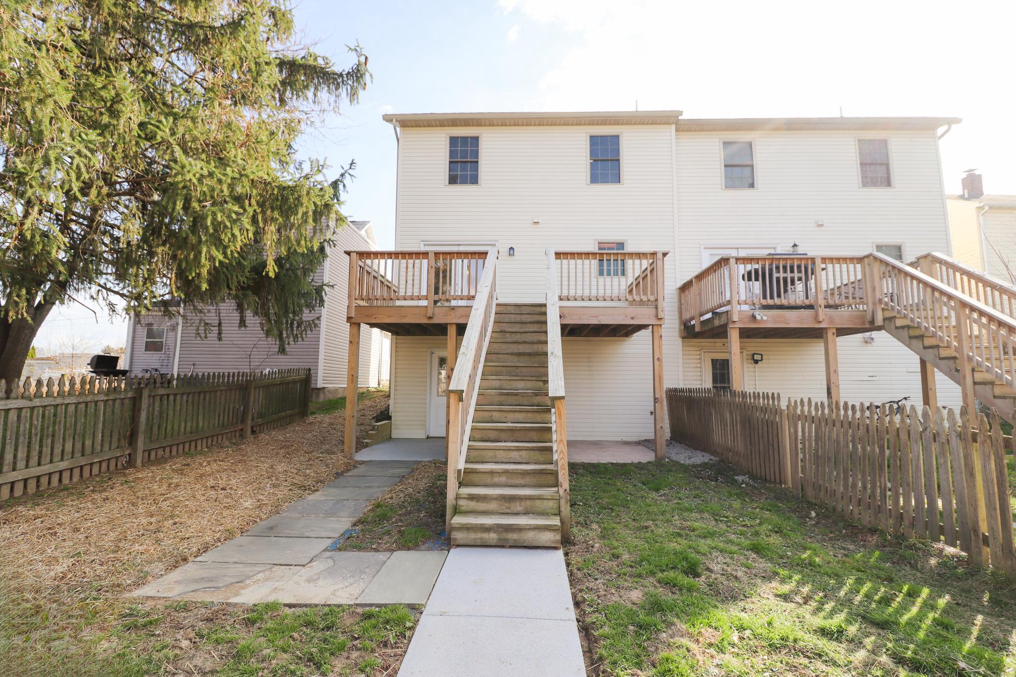 552 Locust Street Hanover, PA 17331 - Photo 35 of 37
