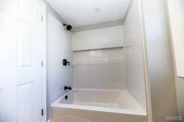 $160,000 | 717 North Morrison Avenue, Collinsville, IL 62234