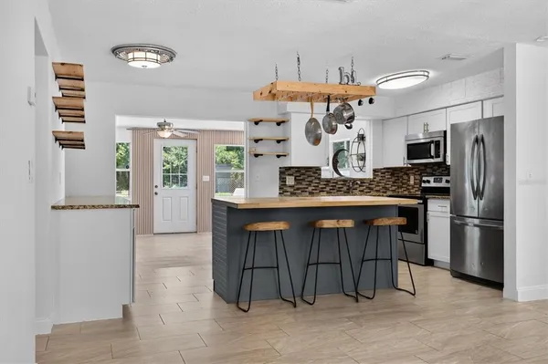 $379,900 | 2524 Florida Boulevard, South Daytona, FL 32119