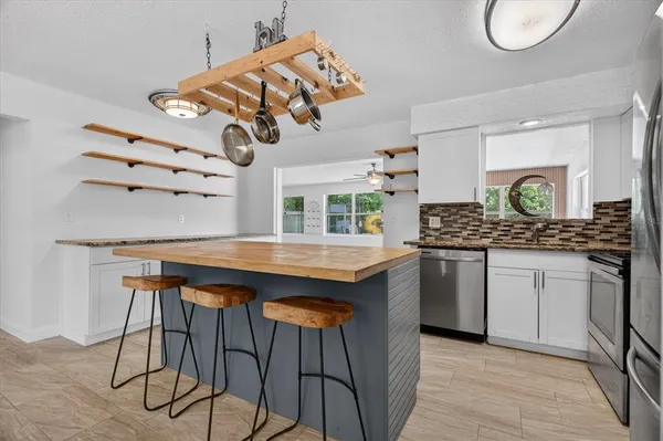 $379,900 | 2524 Florida Boulevard, South Daytona, FL 32119