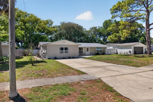 $379,900 | 2524 Florida Boulevard, South Daytona, FL 32119