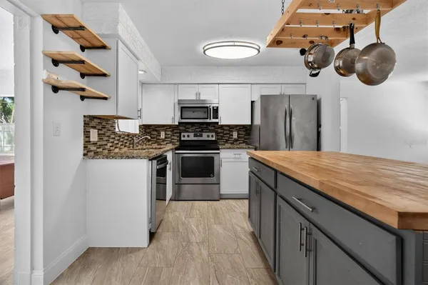 $379,900 | 2524 Florida Boulevard, South Daytona, FL 32119