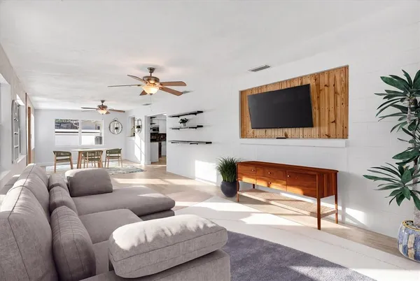 $379,900 | 2524 Florida Boulevard, South Daytona, FL 32119