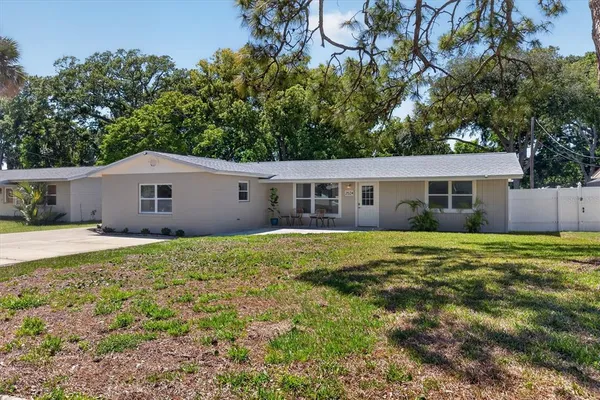 $379,900 | 2524 Florida Boulevard, South Daytona, FL 32119