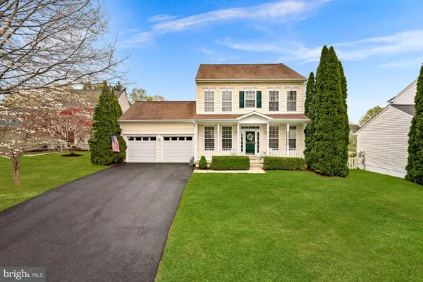 $725,000 | 17304 Cedar Bluff Court, Round Hill, VA 20141