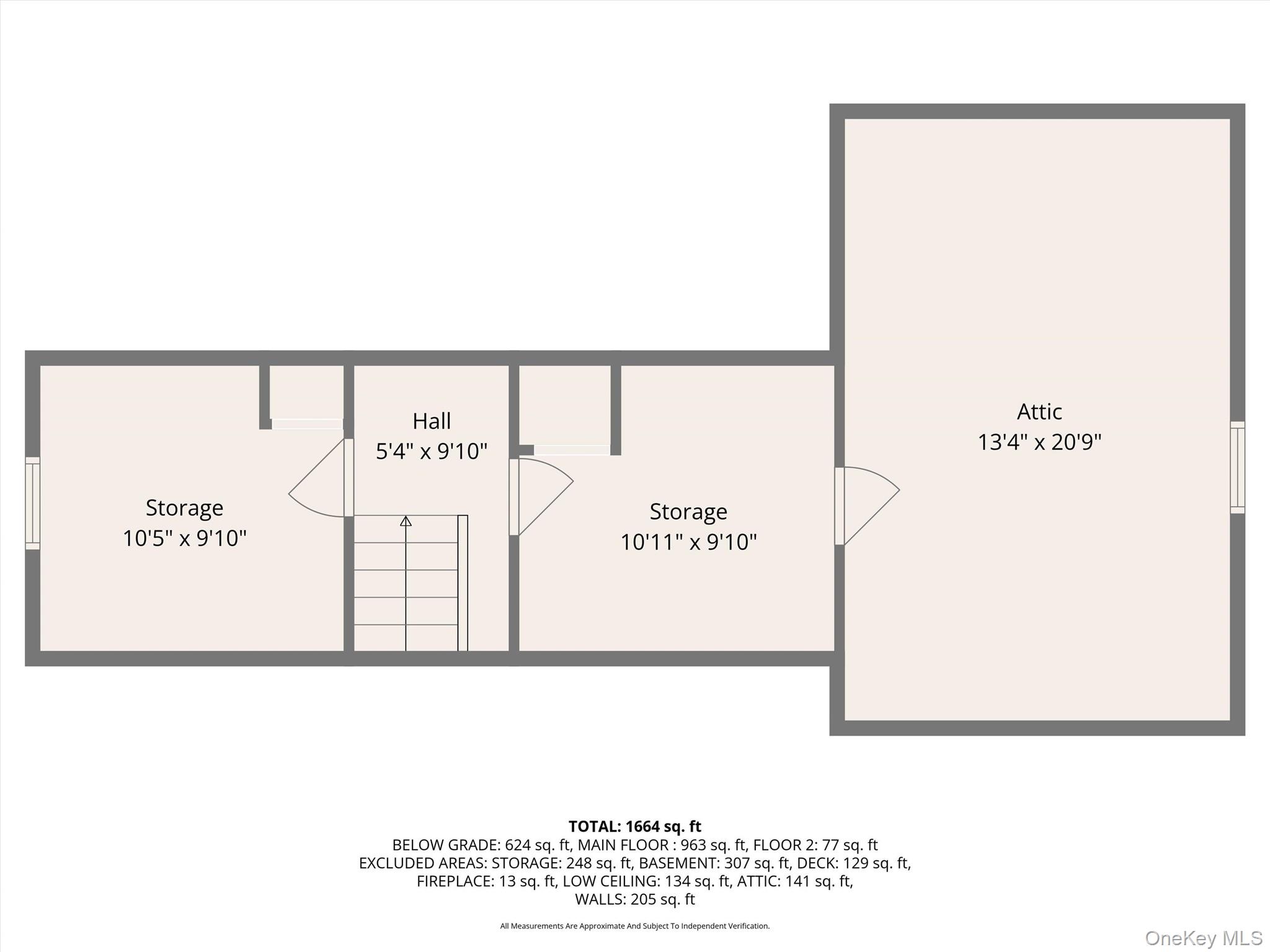 15 Riley Road New Windsor, NY 12553 - Photo 29 of 33 a picture of a room with an window