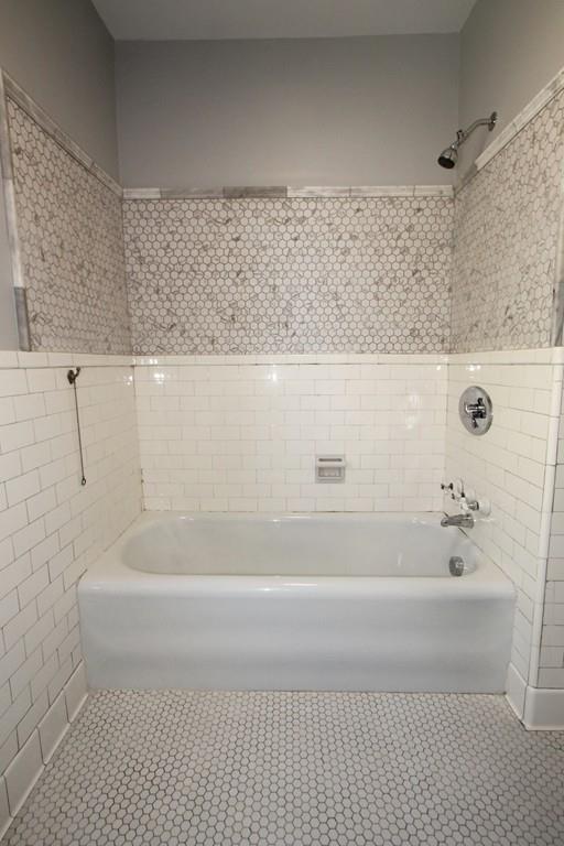 28 Forsberg Street Worcester, MA 01607 - Photo 13 of 20