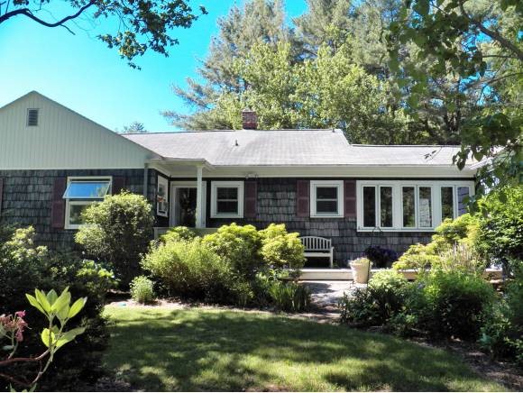 38 Chapel Road North Hampton, NH 03862 - Photo 1 of 1