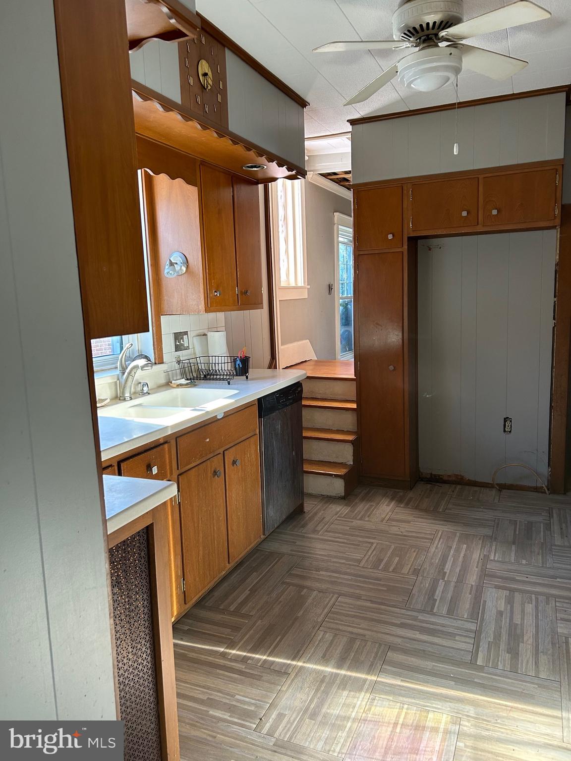 405 State Street Shillington, PA 19607 - Photo 11 of 23 Kitchen