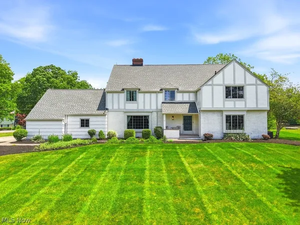 $599,900 | 3395 Forest Hills Drive, Medina, OH 44256