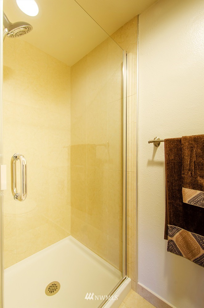 701 Southwest 5th Court, Unit B104 Renton, WA 98057 - Photo 12 of 19