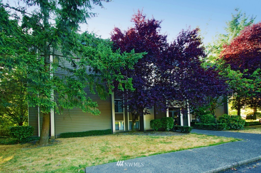701 Southwest 5th Court, Unit B104 Renton, WA 98057 - Photo 16 of 19
