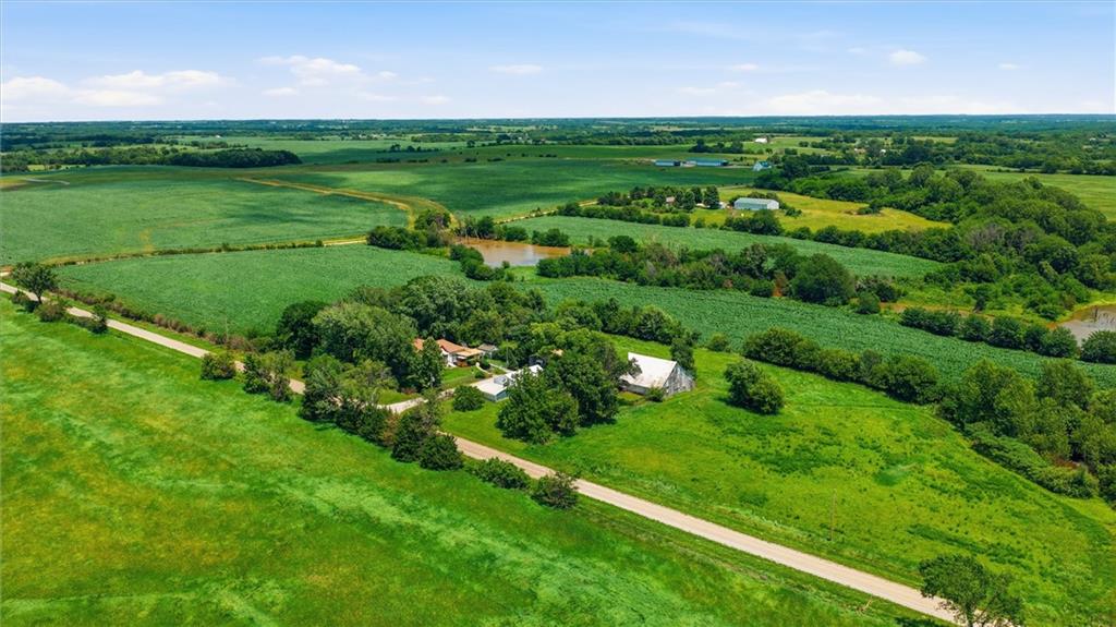 12472 Saline Road Oskaloosa, KS 66066 - Photo 20 of 37