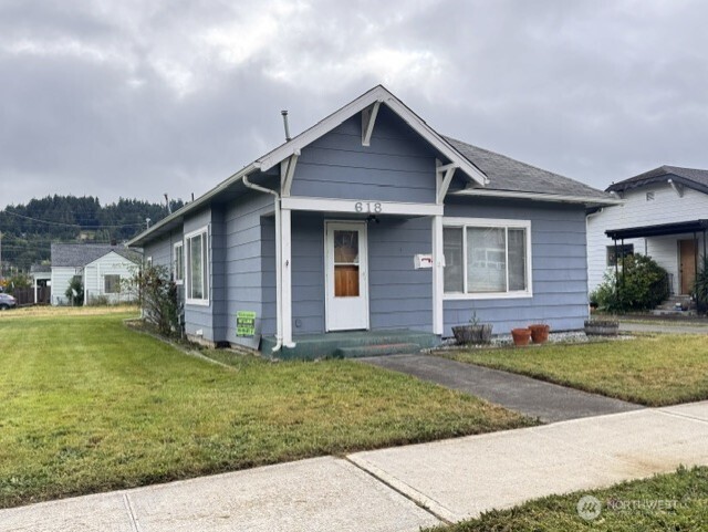 618 Southwest Chehalis Avenue Chehalis, WA 98532 - Photo 2 of 26
