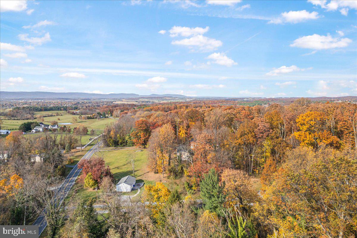 8245 Water Street Road Walkersville, MD 21793 - Photo 4 of 11