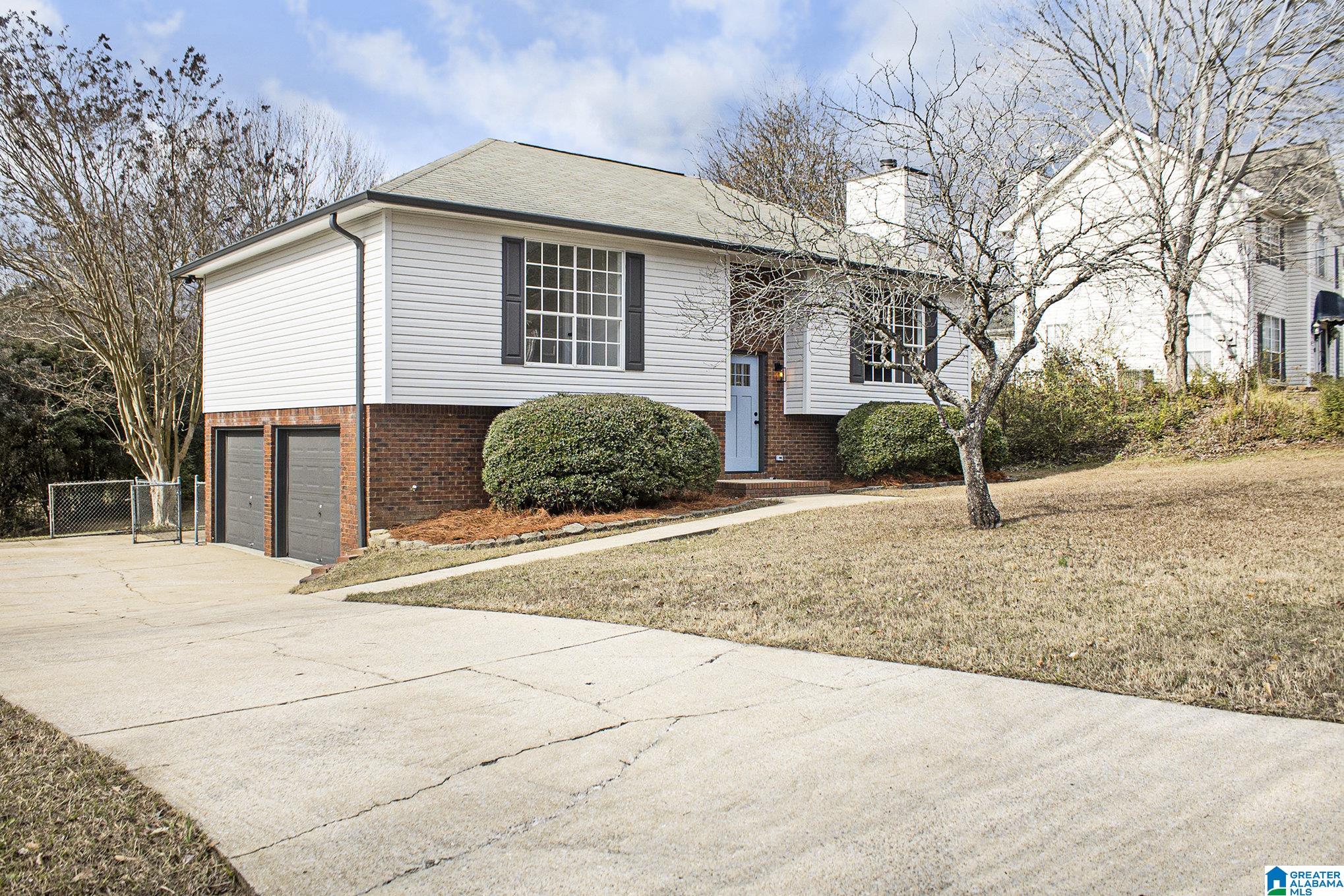 119 Dolphin Court Alabaster, AL 35007 - Photo 4 of 29