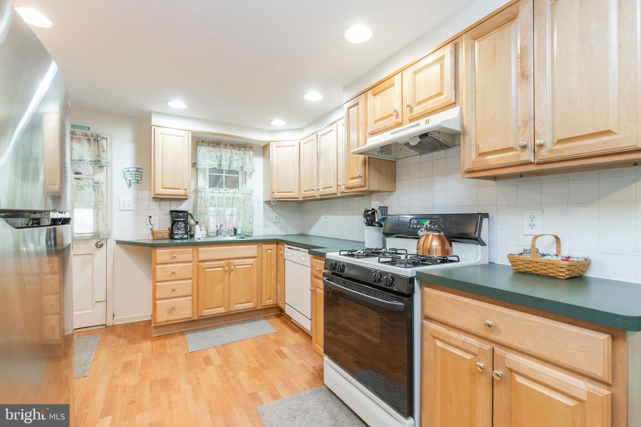 729 Parklane Road Swarthmore, PA 19081 - Photo 4 of 26