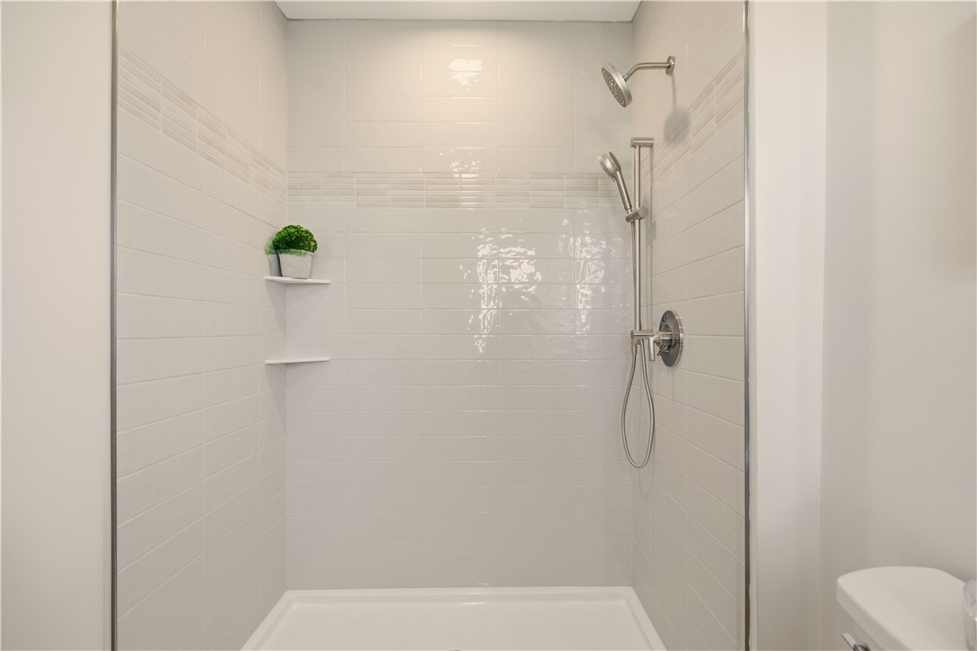85 Bayview Avenue, Unit 2 Bristol, RI 02809 - Photo 31 of 44
