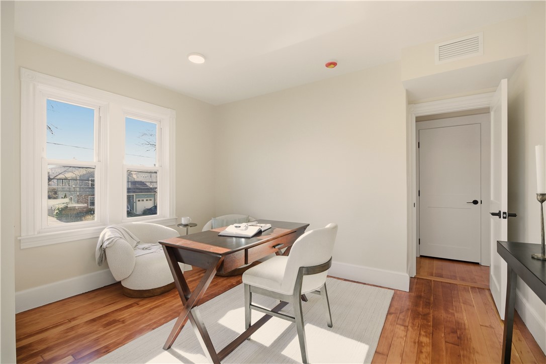 85 Bayview Avenue, Unit 2 Bristol, RI 02809 - Photo 38 of 44