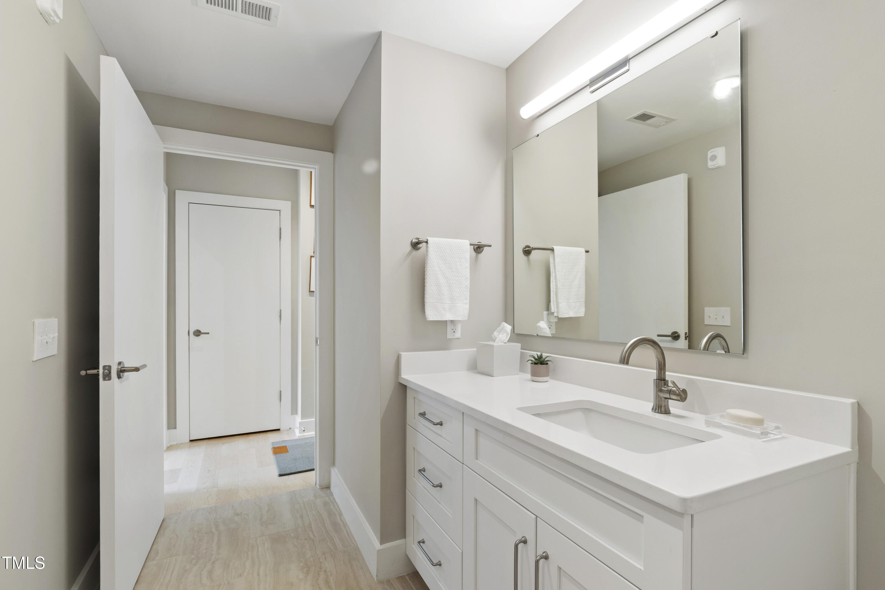 214 Hunt Street, Unit 603 Durham, NC 27701 - Photo 33 of 55 Hunt (69)