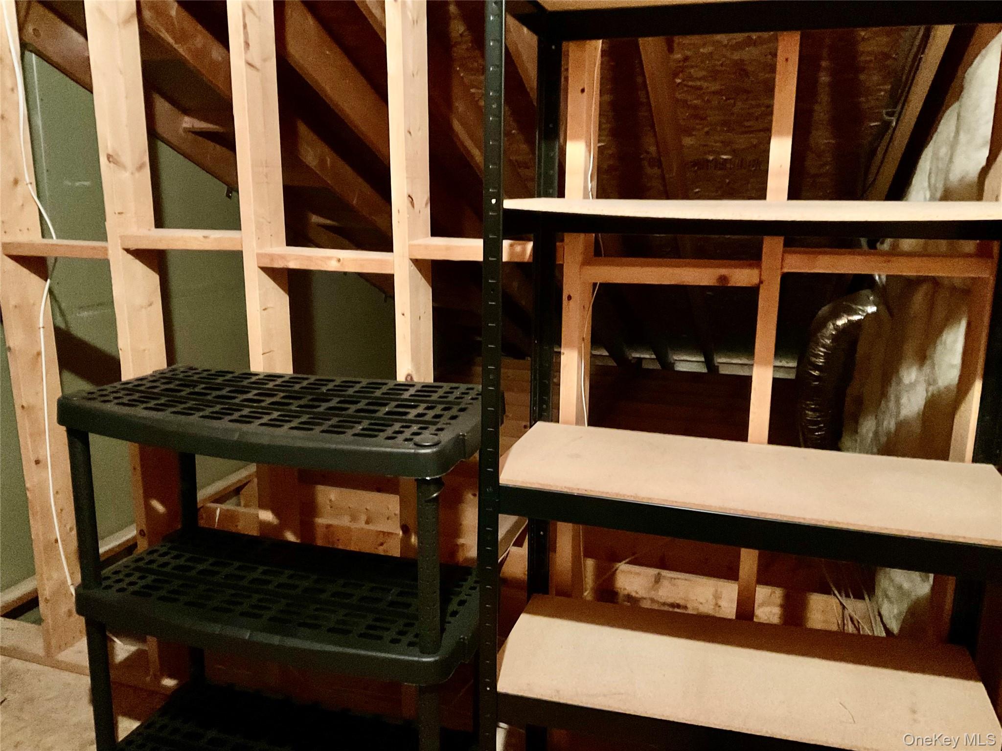 17 Tall Tree Lane Poughkeepsie, NY 12601 - Photo 25 of 31 a view of a chairs and table in a balcony