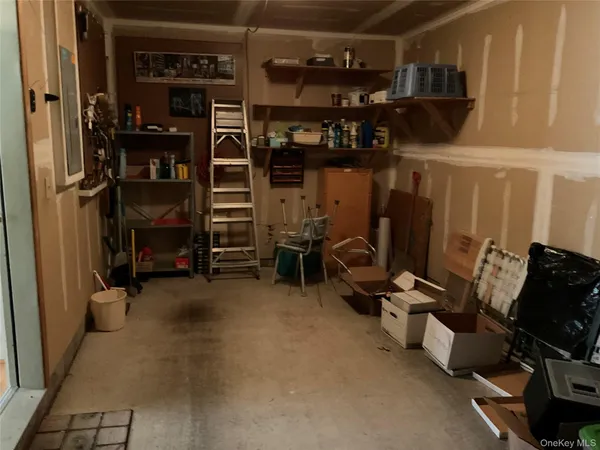 a view of a storage & utility room