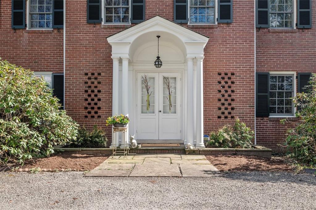 251 Fairview Road Pittsburgh, PA 15238 - Photo 5 of 49 Gallery Image 5