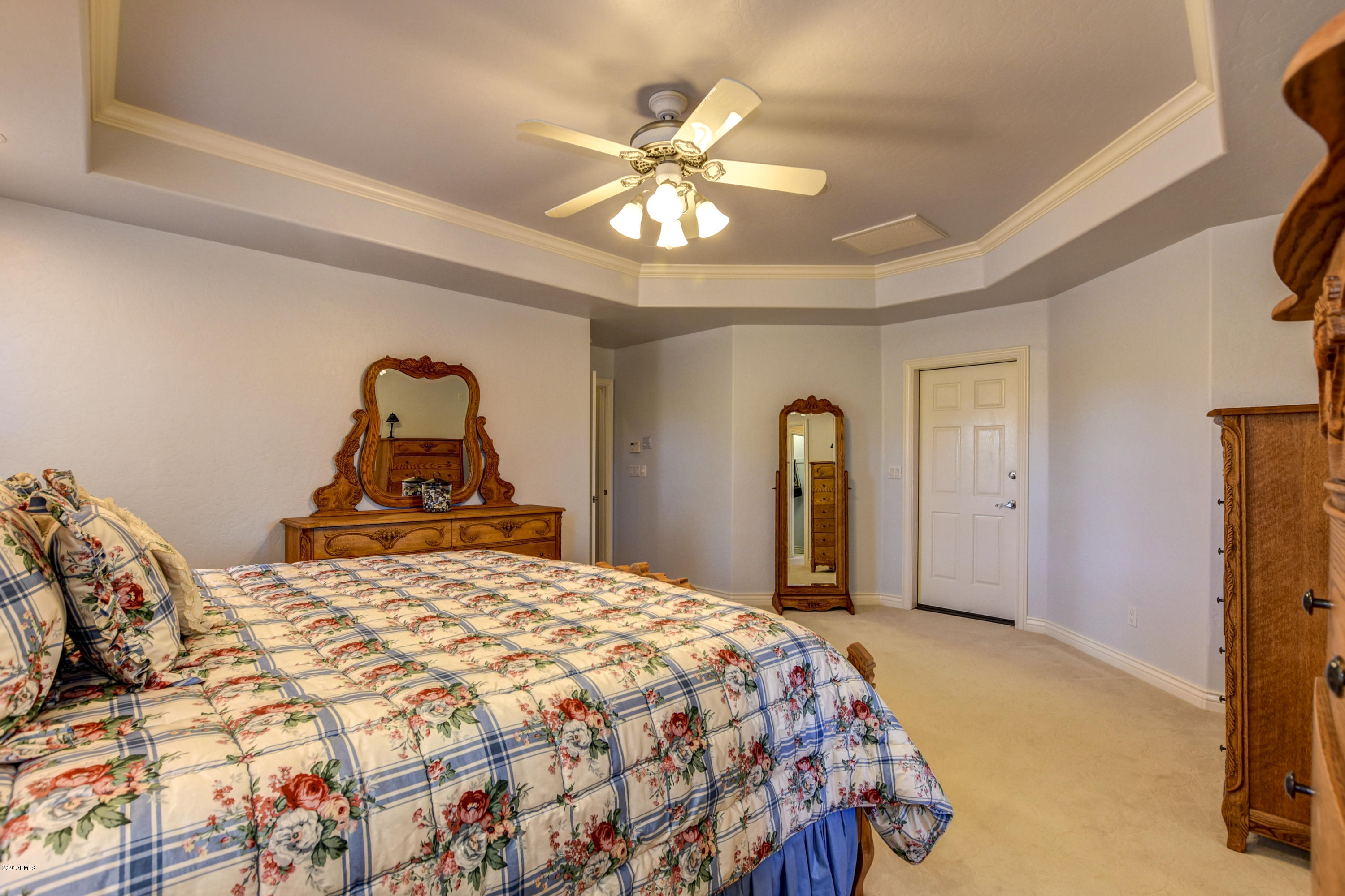 8141 North Red Oak Road Prescott, AZ 86305 - Photo 20 of 63 020_Master Bedroom