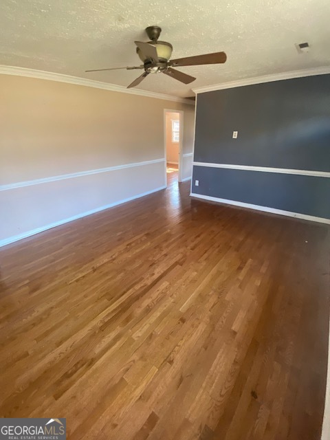 121 Sunset Drive Northeast Calhoun, GA 30701 - Photo 4 of 33 a view of an empty room