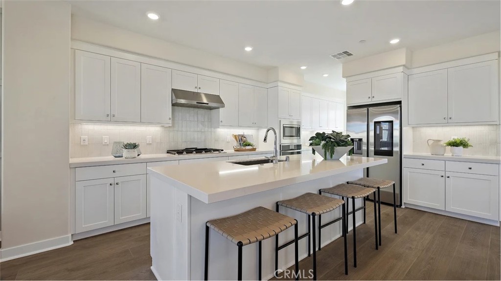 26881 Rugged Ridge Lane Valencia, CA 91381 - Photo 2 of 25 Photos shown are of model only- not actual homesite.