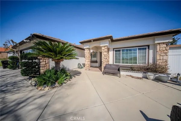 $629,900 | 2786 West Plaza Serena Drive, Rialto, CA 92377