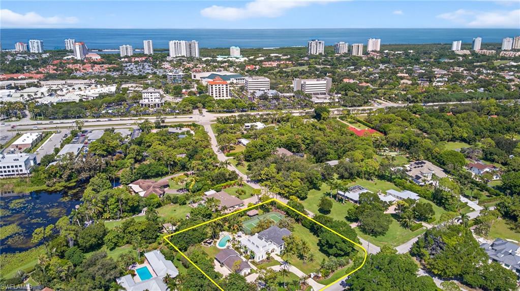 111 Caribbean Road Naples, FL 34108 - Photo 48 of 50 a view of a city