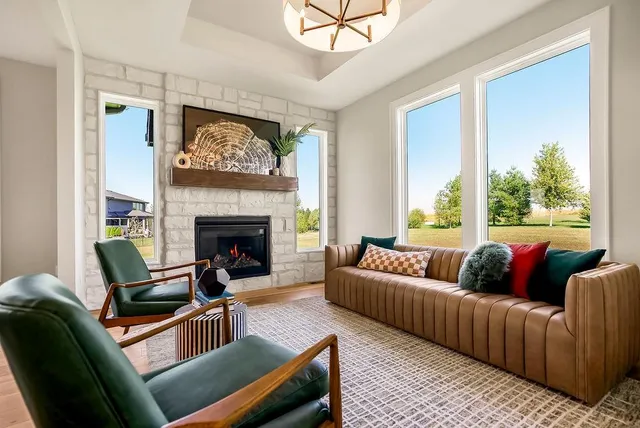 $896,097 | 17508 Manor Street, Overland Park, KS 66085