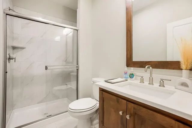 $896,097 | 17508 Manor Street, Overland Park, KS 66085