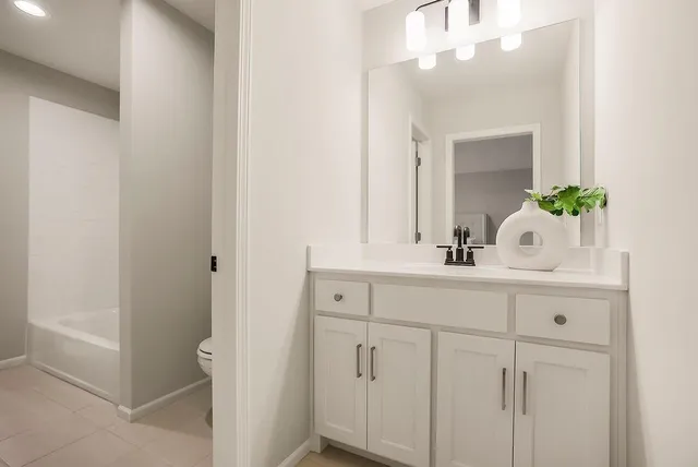 $896,097 | 17508 Manor Street, Overland Park, KS 66085