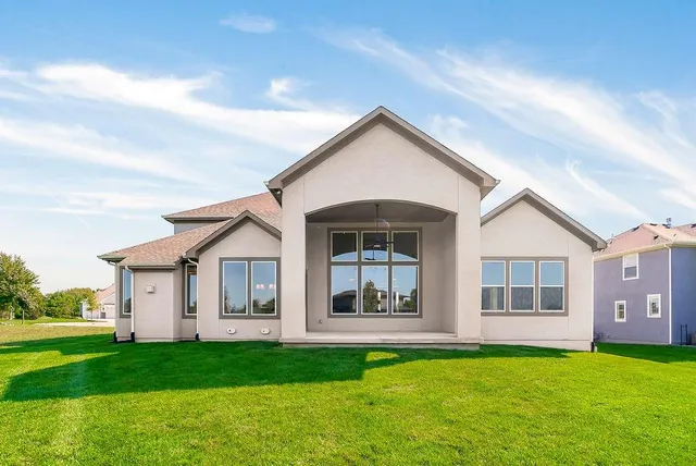 $896,097 | 17508 Manor Street, Overland Park, KS 66085