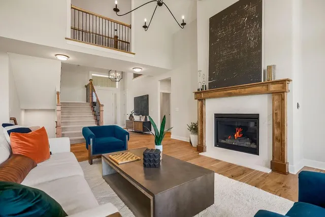 $896,097 | 17508 Manor Street, Overland Park, KS 66085