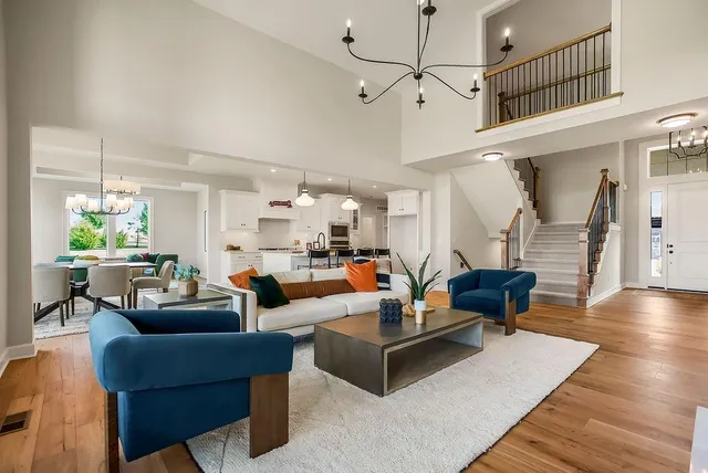 $896,097 | 17508 Manor Street, Overland Park, KS 66085