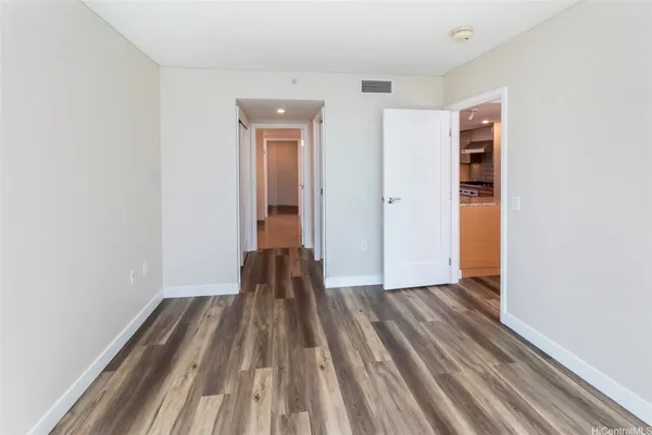 $4,700 | 1177 Queen Street, Unit 2606, Honolulu, HI 96814